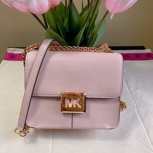 Michael Kors Sonia Small Leather Shoulder Bag in blush pink